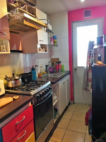 Rupanco 398, esq. Punta Arenas, 7 cuadras metro