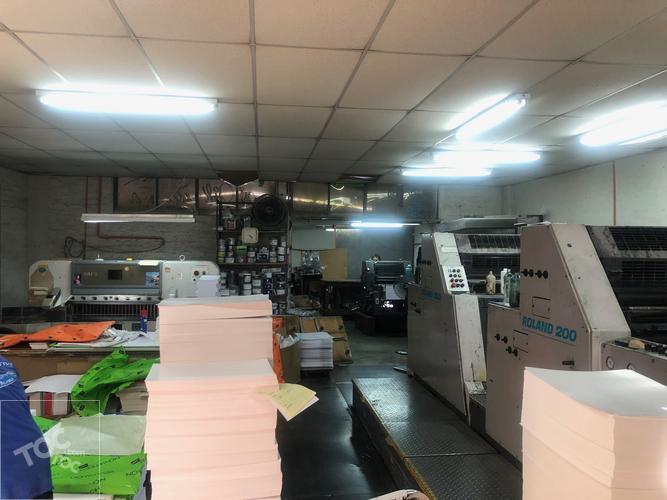 SE VENDE CASA DE USO COMERCIAL ESQUINA DEPARTAMENTAL