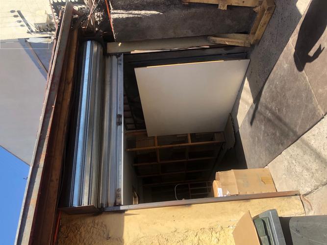 SE VENDE CASA DE USO COMERCIAL ESQUINA DEPARTAMENTAL