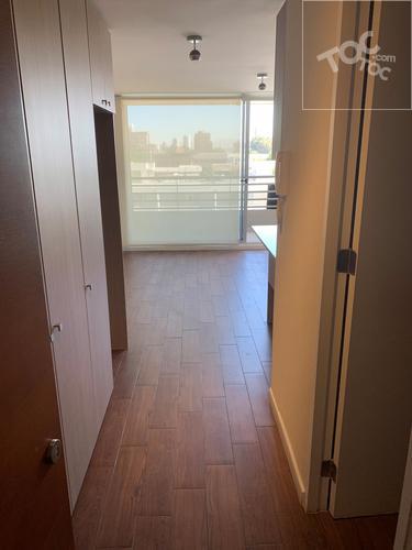 Lindo y moderno home studio cerca del metro