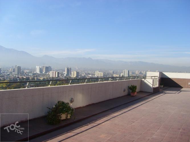 Blanco Encalada 2007, Condominio Blanc