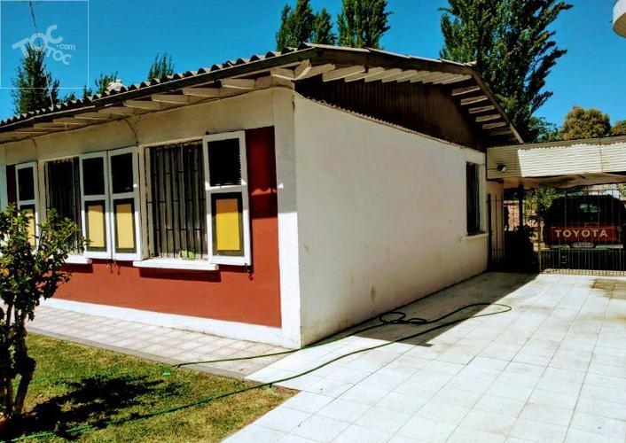 Calle 5 Barrio Insa, Maipú.