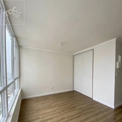 Buzo Sobenes 4650, Condominio Gran Estacion