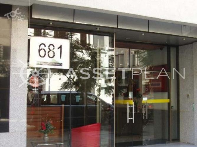 Agustinas 681 (+ Bodega), Condominio Agustinas Plaza
