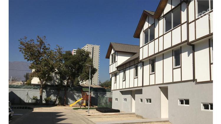 Condominio Townhouse San Vicente - 3D2B - Macul