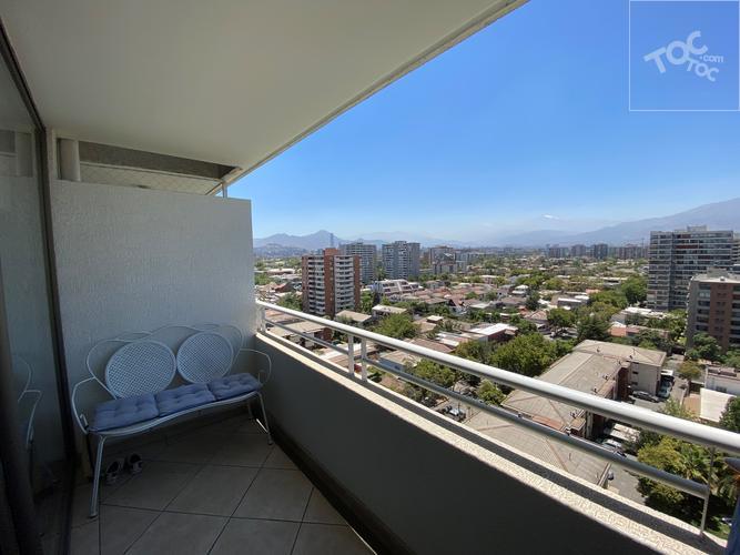 HERMOSA VISTA DEPTO EN ÑUÑOA EXCELENTE UBICACION
