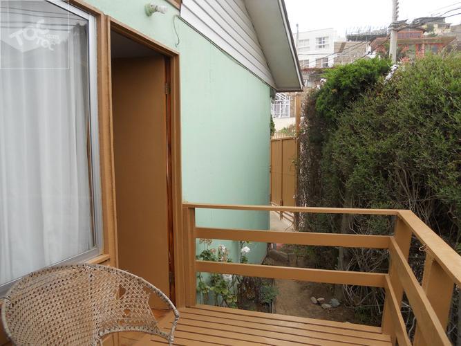 Casa y cabañas 315m2 edificados en centro La Herradura