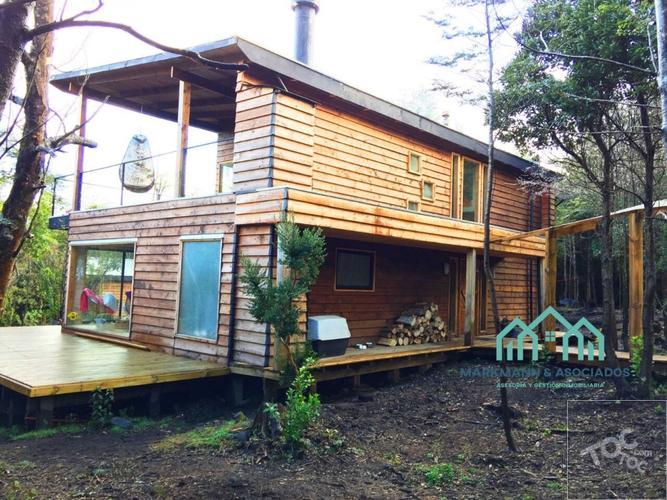 Espectacular casa inmersa en el bosque en el exclusivo Condominio Kawelluco
