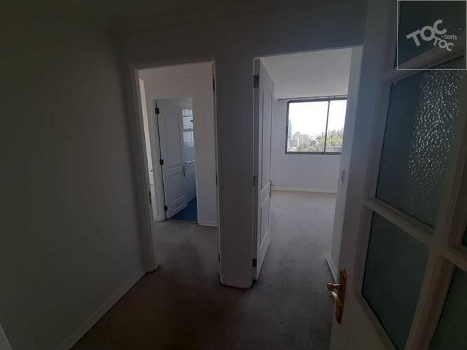 Amplio departamento en 2 Hab 2 Baños con est y bod, Carmen 77, Santiago Centro