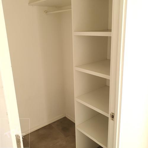 ¡Oportunidad en Santiago Centro! Depto. en Arriendo en calle San Isidro, 2D/2B + Estacionamiento y Bodega (Metro Parque Almagro, Metro Av. Matta)