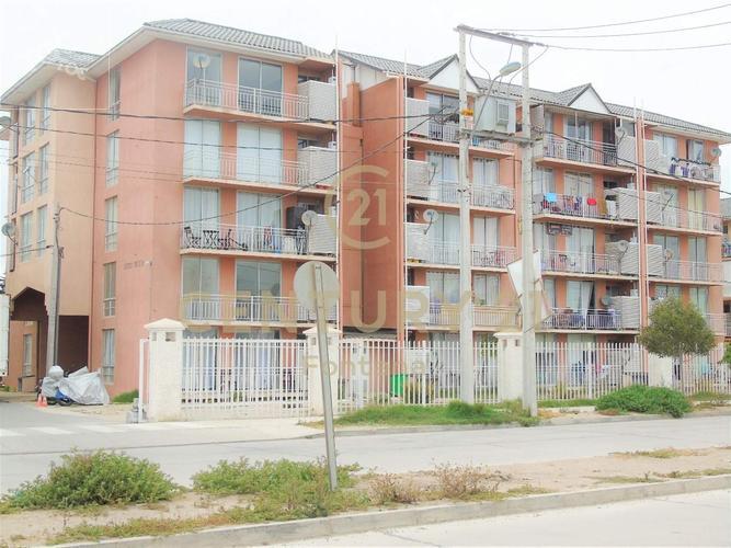 Avenida Pacifico 3526, Edificio Bretaña