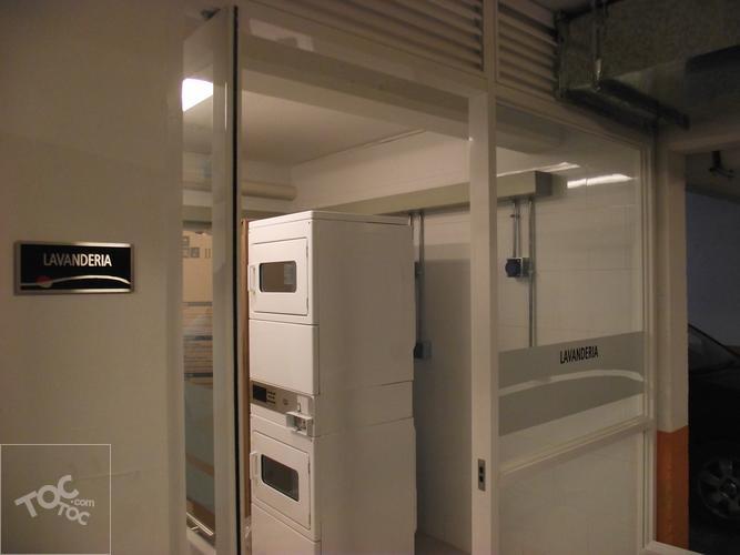 Departamento Estudio, amoblado. Edificio Barcelona.