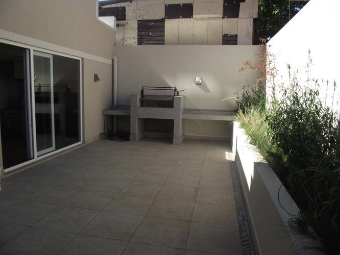 Departamento Estudio, amoblado. Edificio Barcelona.