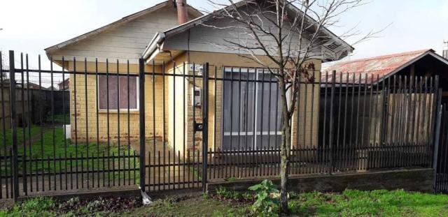 Vendo casa, sector Parque Lantaño