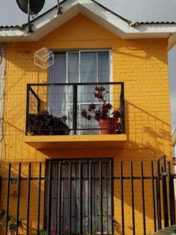 Casa en los torreones, las compañías