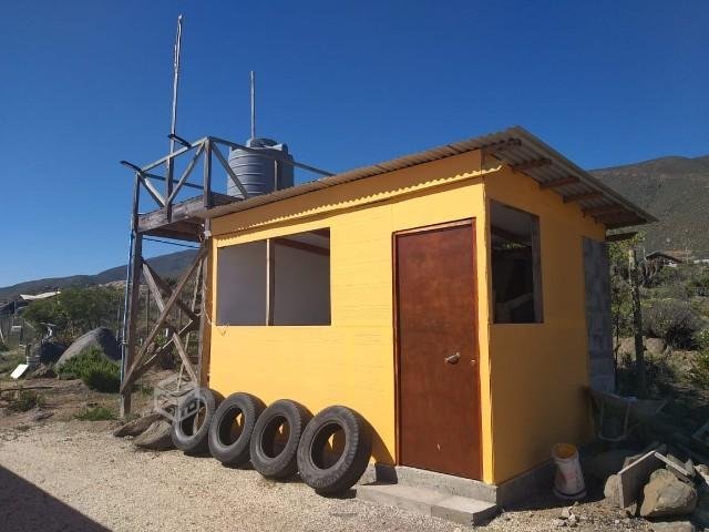 Terreno con casa en el Arrayán Costero