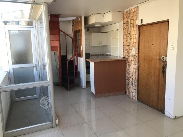 Duplex en Arlegui con Ecuador