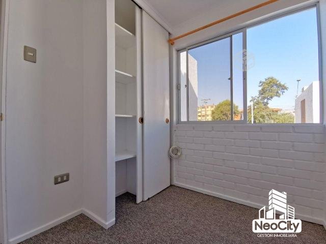 Se arrienda casa en condominio marsella