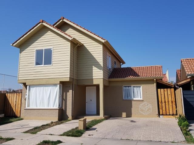Hermosa casa en Condominio Los Coihues Larapinta