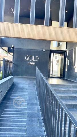 Home estudio en edificio gold