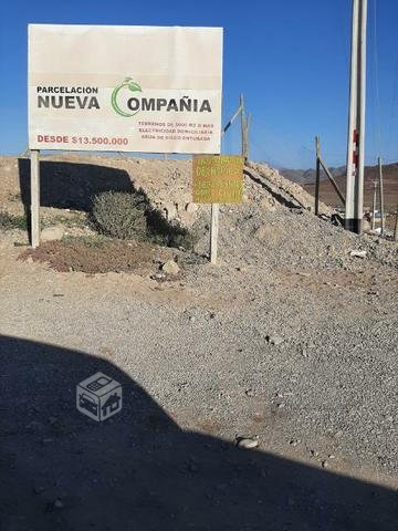 Parcela en Hacienda Compañia con casa, piscina