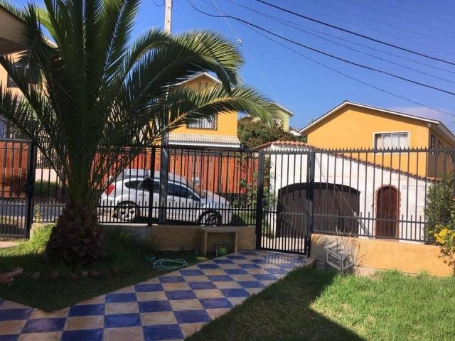 Casa esquina Sindempart, Coquimbo