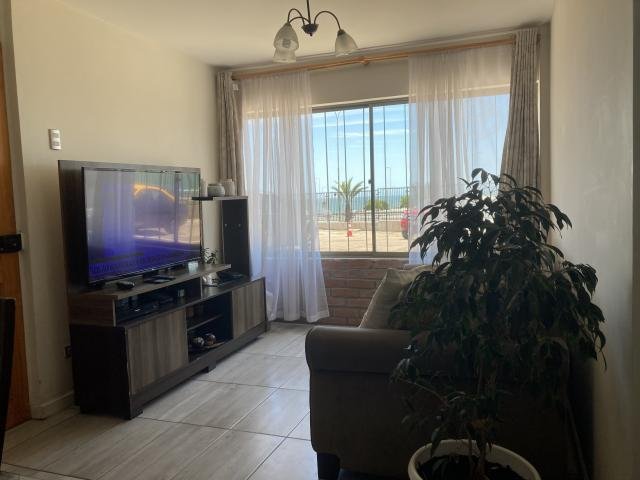 Departamento frente a balneario Trocadero 