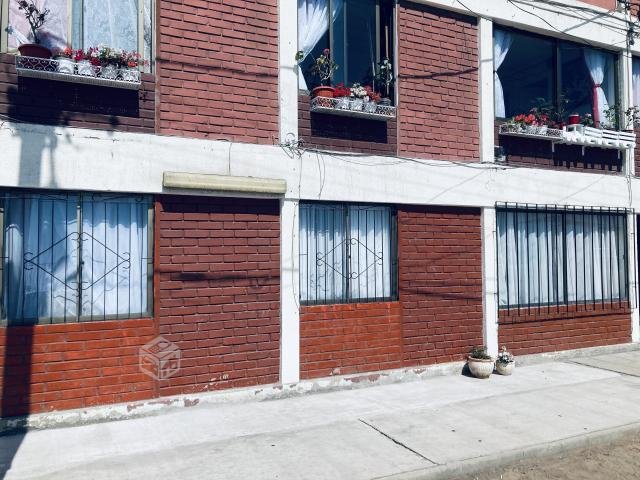 Departamento frente a balneario Trocadero 