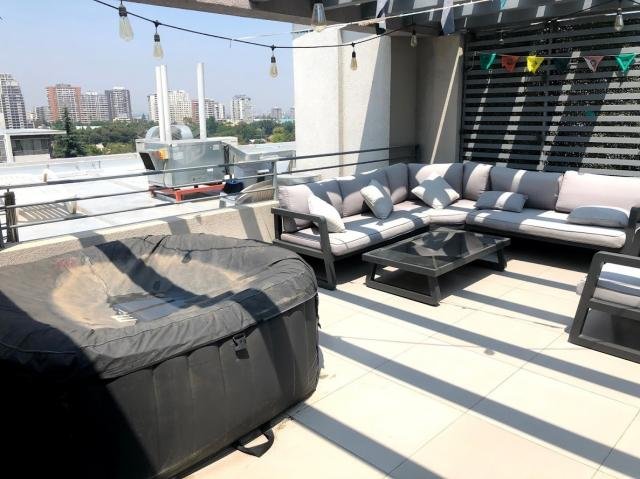 Penthouse con terraza privada, 2 estacionamientos