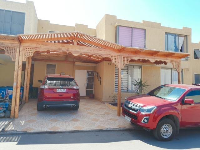 Casa condominio aguas blancas