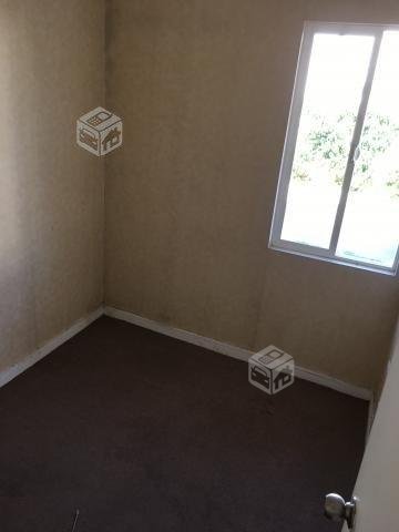 2 pisos, cercana estacion El Belloto, condominio