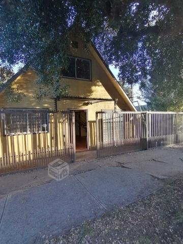 Arriendo casa en calle yungay
