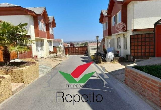 Se arrienda casa recién remodelada BELLOTO NORTE