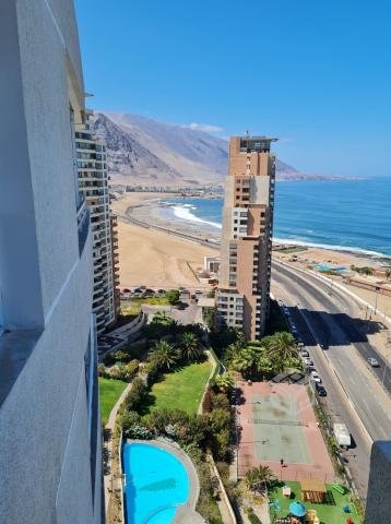 Venta departamento costanera de huayquique