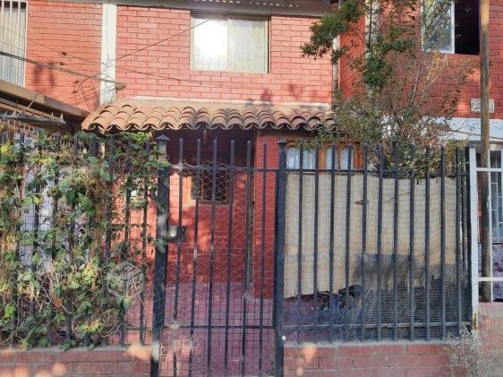Casa Peñalolen, Villa Aquelarre