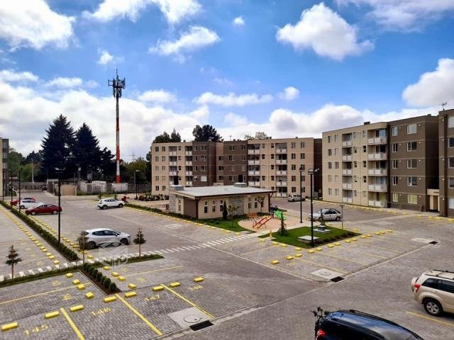 Departamento en condominio parque oriente