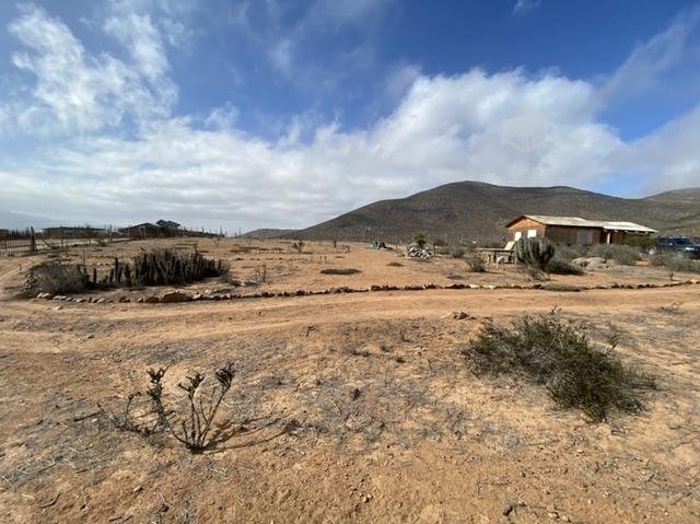 Parcela cerrada con casa Los porotitos (La serena)
