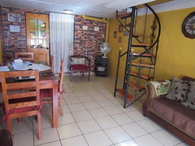 Hermosa Casa 2 Dormitorios y 2 Baños, Quilicura