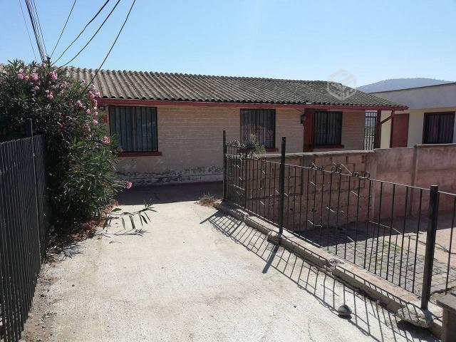 CASA Pasaje Gastón Ossa Sint 2646-C Quilpué