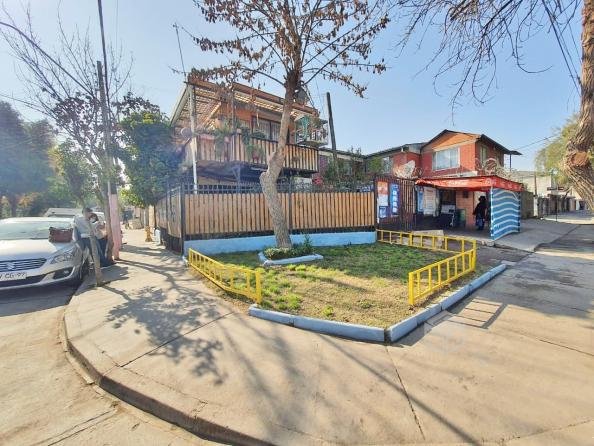 Casa General Bonilla frente a canchas Pudahuel