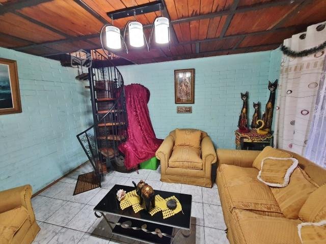 Casa General Bonilla frente a canchas Pudahuel