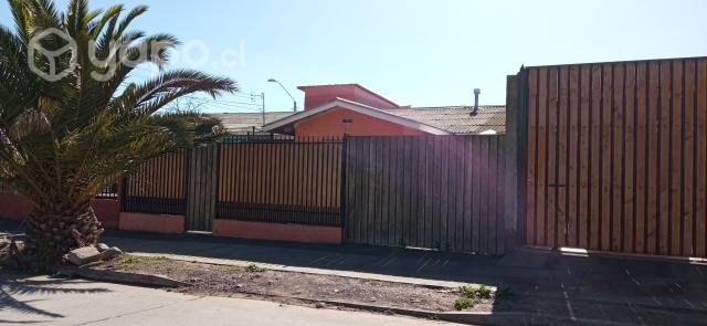 Casa ubicada en el Bosque San Carlos Coquimb