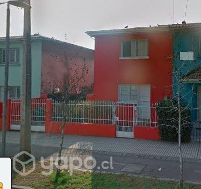Casa en San Joaquín, 2 Pisos, 3 Habitaciones