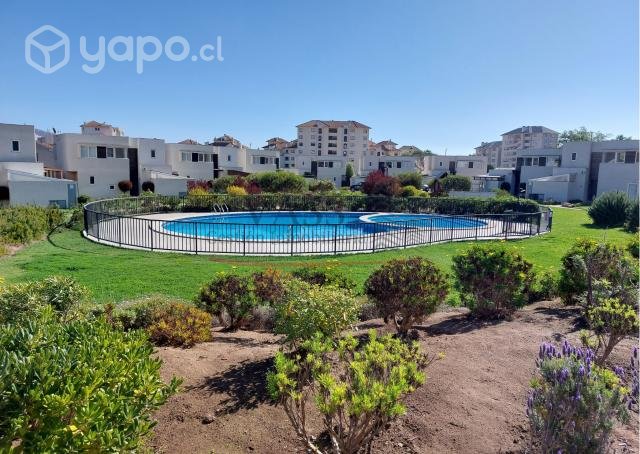 Vass Vende Preciosa Casa Mediterránea, Papudo