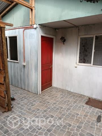  con casa basica, pleno Centro.
