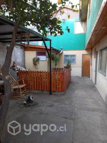 Casa en Cerro Navia más dpto interior