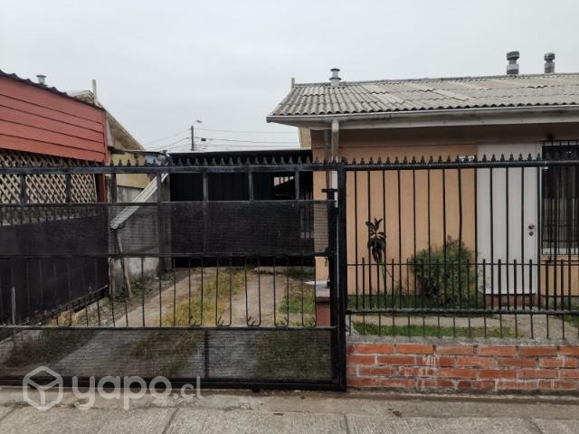 Casa en invica ,locomoción a la puerta