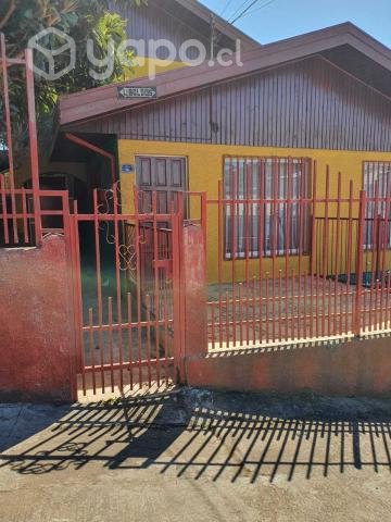 Casa de 3 pisos en penco