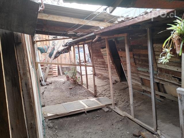 Casa con Terreno - Quinta Normal - 246 mts.²