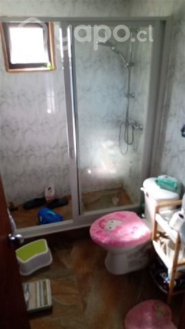 Casa con quincho y 2 cabañas en Casablanca Valdi